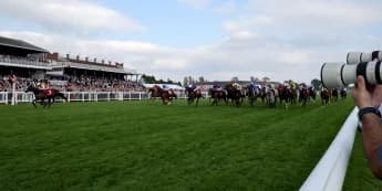 Lethal Levi Powers to Victory in Sensational Burke One-Two-Three at Ayr Gold Cup