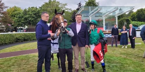 "Unstoppable Shamida: Aga Khan's Filly Dominates Irish Stallion Farms Stakes"