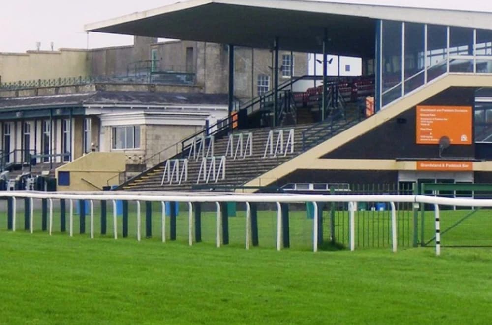Bath Racecourse: A Historic Jewel in Somerset's Racing Crown