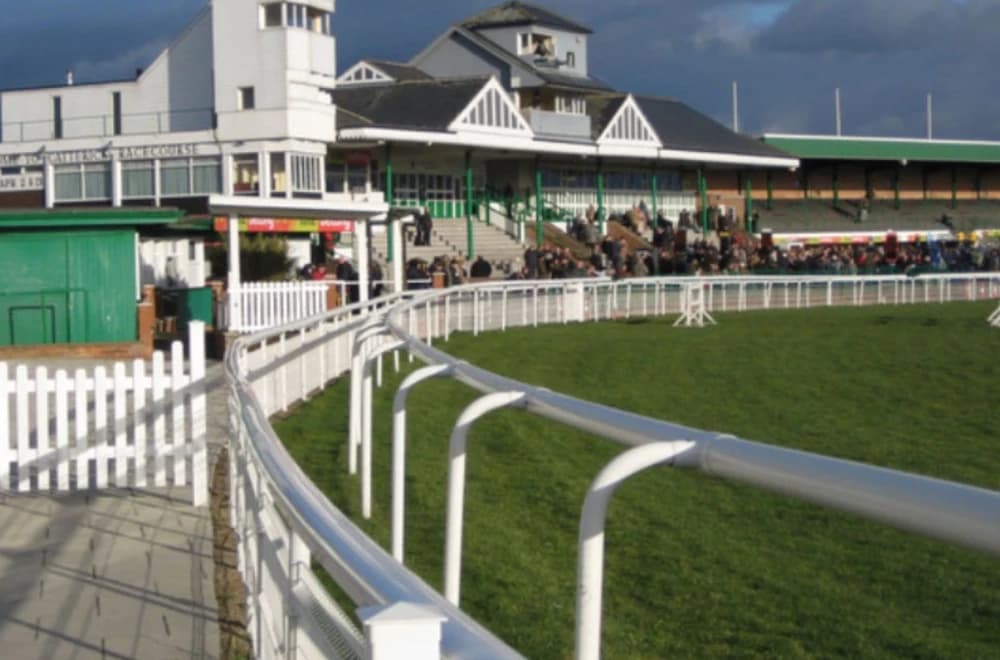 Catterick Racecourse: A Historic Venue in the Heart of Yorkshire's Racing Scene
