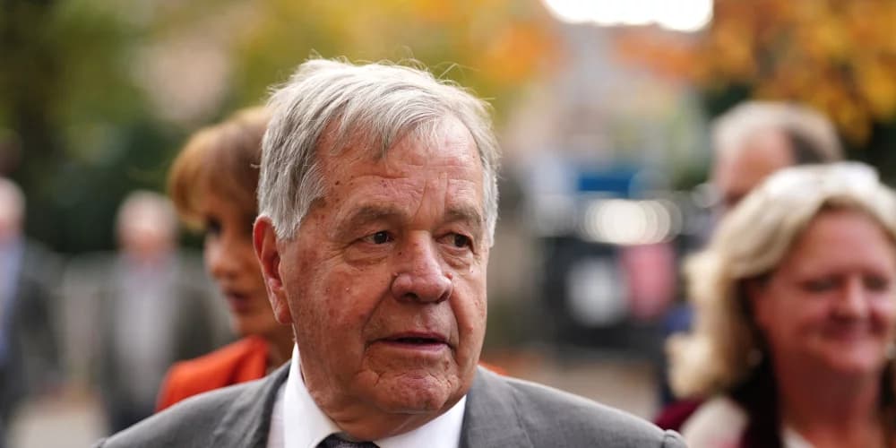 Cheveley Park Team Enthusiastic About Stoute's Promising Duo